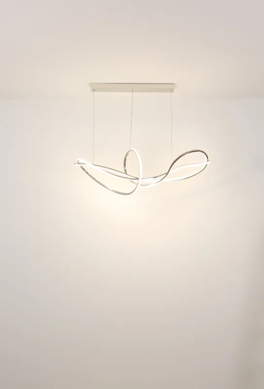 Iduna 110cm Chrome suspension De Globo Lighting - La température de couleur réglable de 2700 K à 6000 K vous permet d'adapter l'éclairage à vos préférences et de créer l'atmosphère idéale pour chaque occasion.