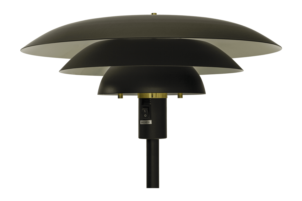 Epsilon Noir lampadaire De Aneta Lighting - Le lampadaire Epsilon pr&eacute;sente un design classique avec des abat-jour en m&eacute;tal noir sur trois niveaux qui diffusent agr&eacute;ablement la lumi&egrave;re et &eacute;vitent l'&eacute;blouissement.