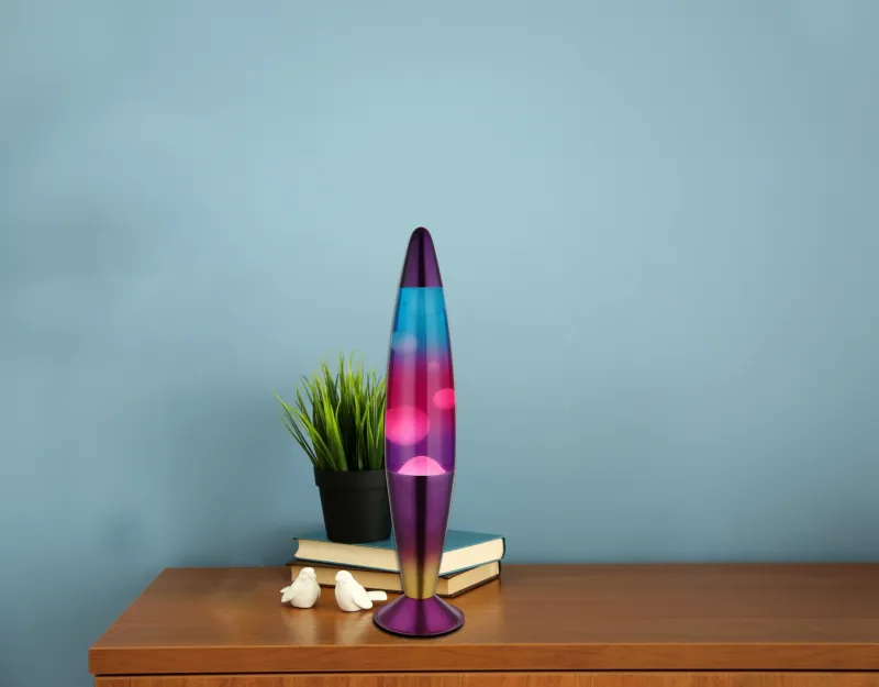 Etna Multicolore lampe pour enfant De Globo Lighting - Etna &auml;r en fascinerande lavalampa med klar v&auml;tska och vitt vax som sm&auml;lter l&aring;ngsamt och skapar hypnotiska ljuseffekter.