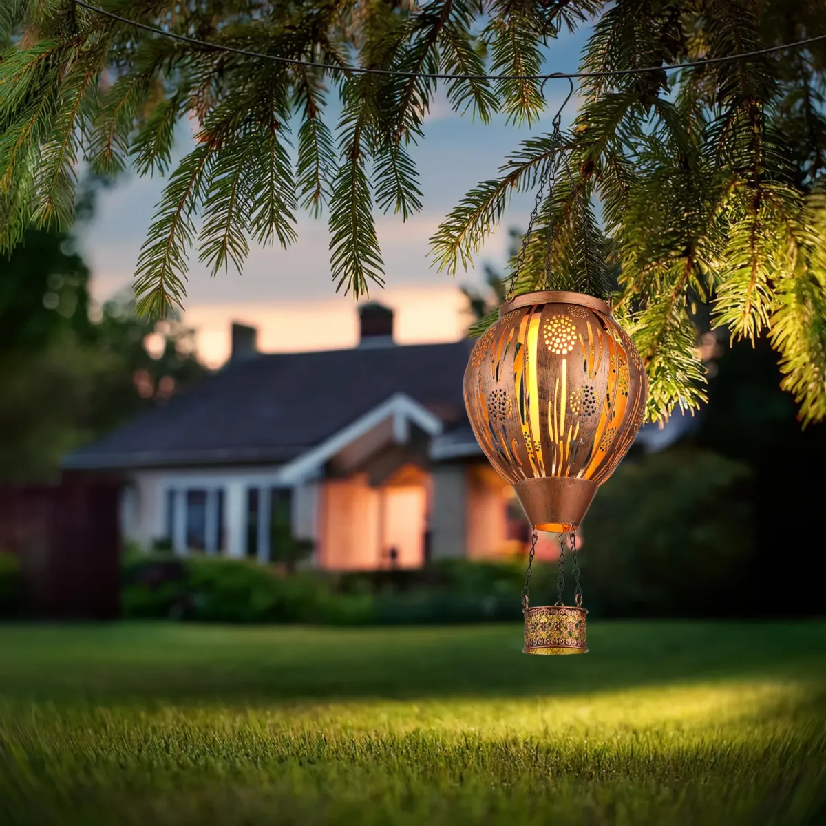 Balloon Cuivre lampe solaire De Globo Lighting - En unik och st&auml;mningsfull detalj som ger utomhusmilj&ouml;n en lekfull och elegant touch!