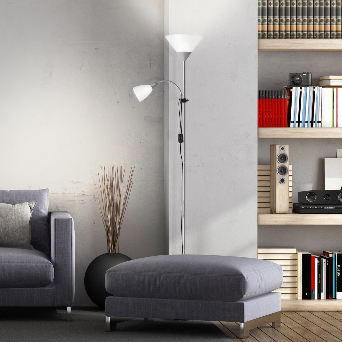 Spari Argent lampadaire De Brilliant - Cette lampe élégante illumine le plafond et crée une atmosphère chaleureuse, tandis que le bras de verrouillage réglable fournit une lumière directionnelle en cas de besoin.