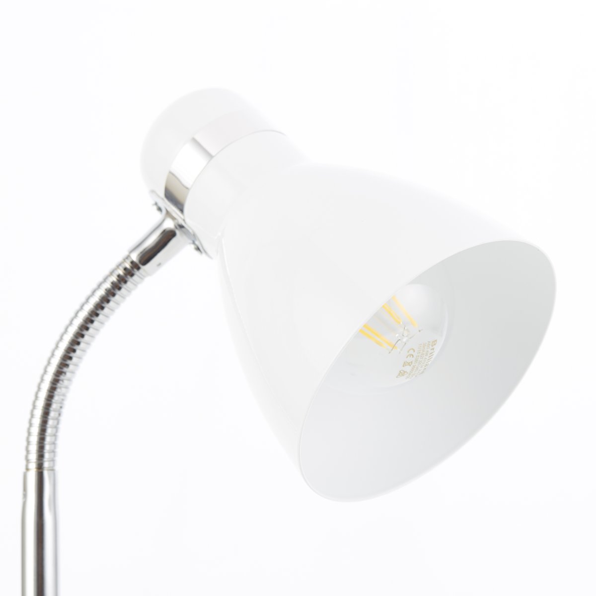 Allison 34cm Blanc lampe de bureau De Brilliant - La lampe est dot&eacute;e d'un interrupteur &agrave; bascule int&eacute;gr&eacute; qui permet de l'allumer et de l'&eacute;teindre facilement.