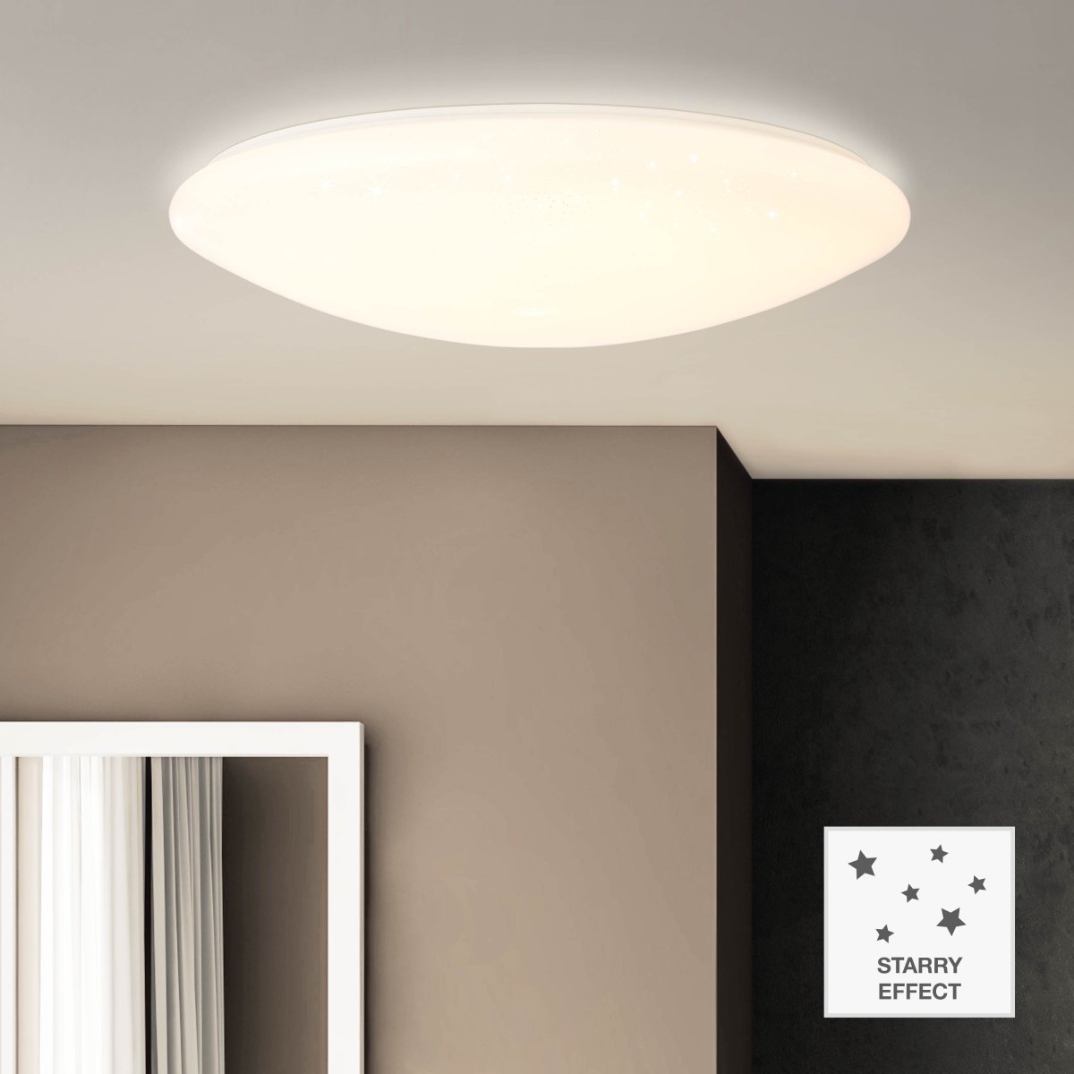 Fakir Starry Ø58 Blanc chaud plafonnier De Brilliant - La lampe est réglable via une télécommande et dispose d'une fonction veilleuse qui fournit une lumière agréable la nuit.