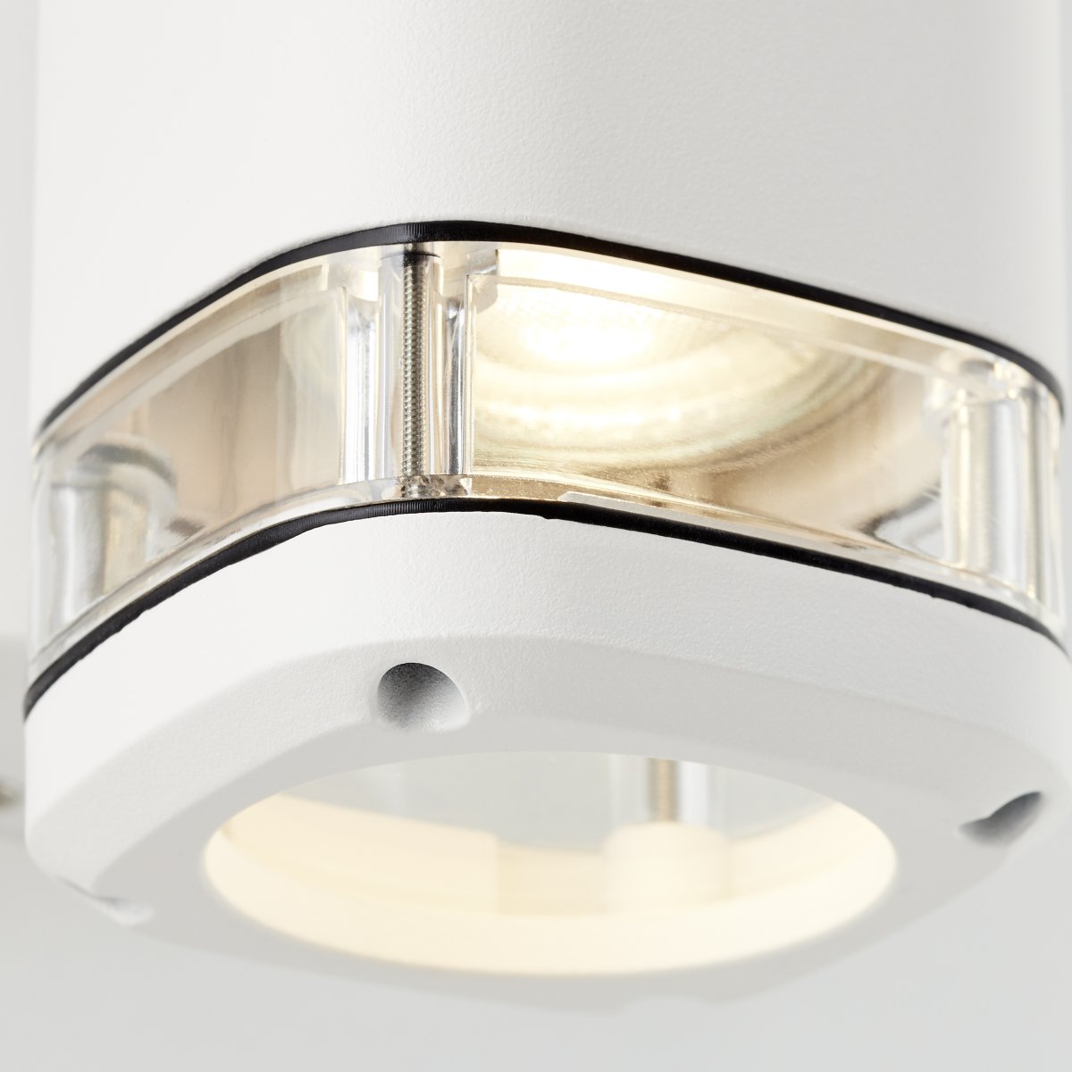 Jandy Blanc lampe d’extérieur De Brilliant - Grâce à la classe de protection IP44, il est protégé contre les projections d'eau et est parfait pour une utilisation en extérieur.