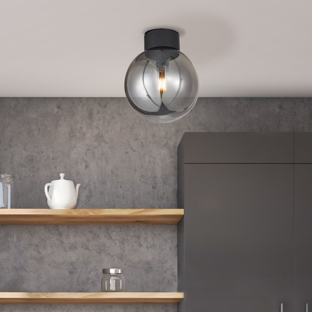 Astro Ø25 Noir plafonnier De Brilliant - Le plafonnier Astro diffuse une lumi&egrave;re accueillante et conviviale partout o&ugrave; vous en avez besoin, que ce soit dans la salle &agrave; manger ou dans le couloir.