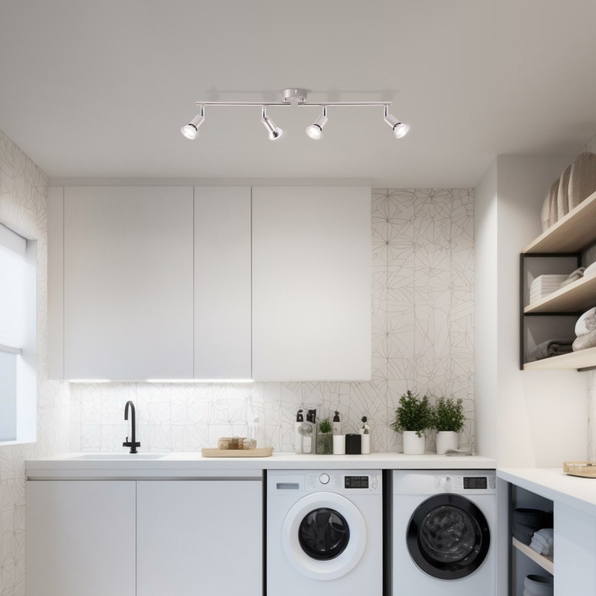 Prato 4 Nickel spot De Brilliant - La lampe est en métal et présente un design élégant qui s'intègre bien dans les intérieurs modernes.