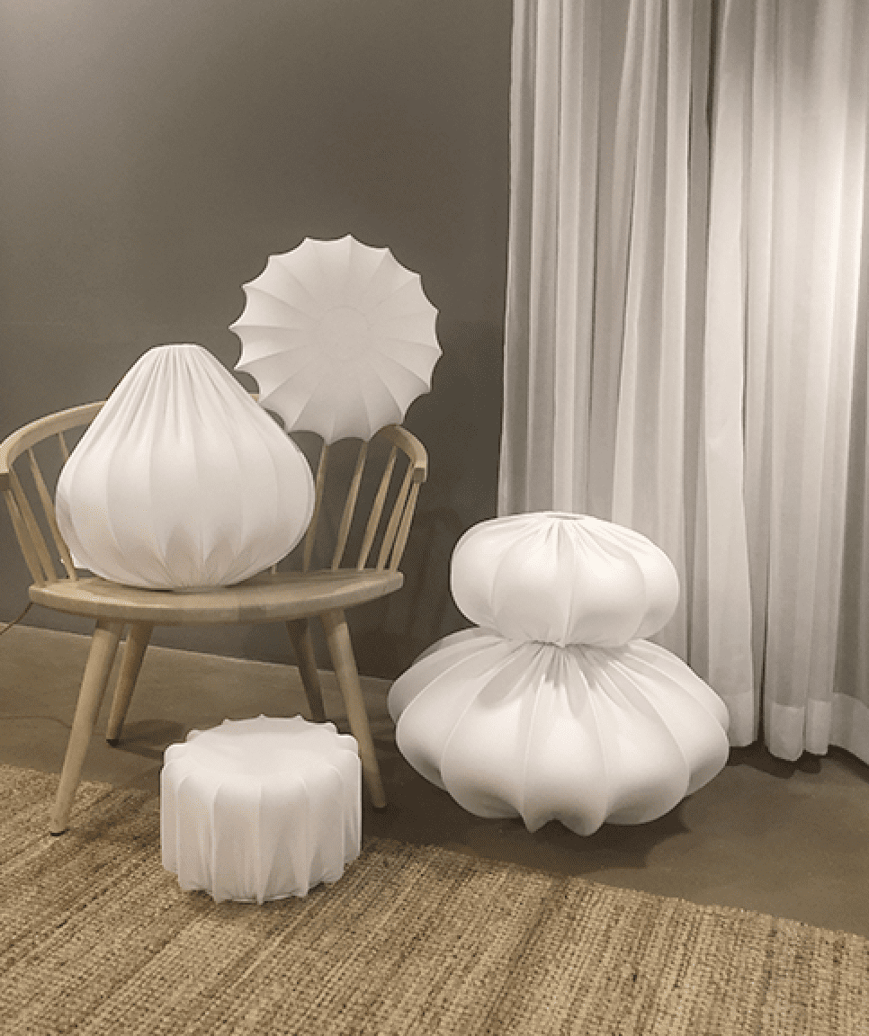Dalia Abat-Jour Excl. Suspension Ø40 Blanc suspension De PR Home - Le diam&egrave;tre de l'&eacute;cran est de 40 cm et la hauteur est de 21 cm.
