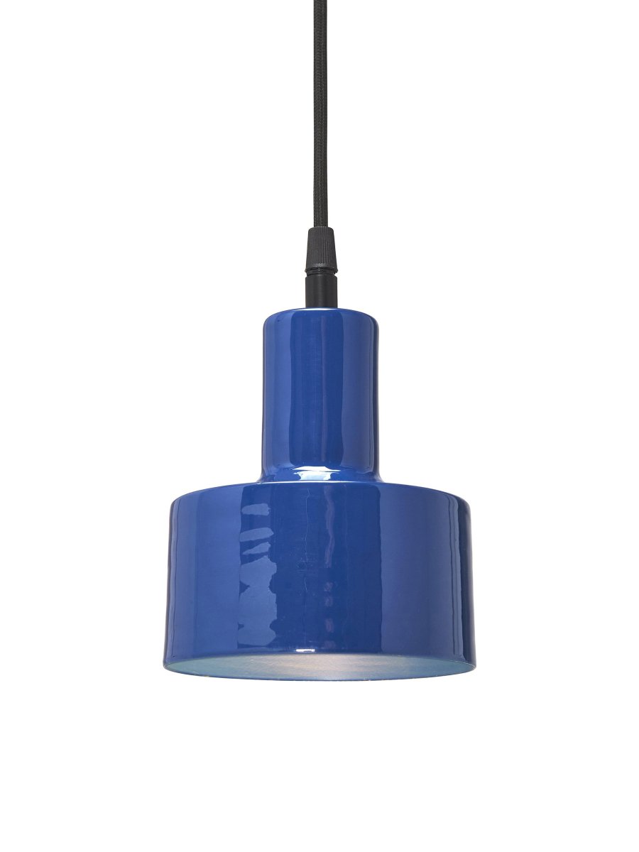 Solo Ø13 Bleu lampe de fenêtre De PR Home - La lampe de fen&ecirc;tre Solo est une petite lampe de fen&ecirc;tre de nuit en m&eacute;tal.