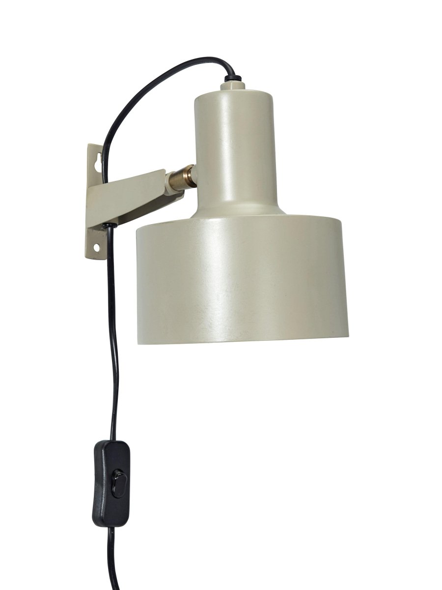 Solo 23cm Beige applique murale De PR Home - Câble en plastique noir de 1,6 m de long avec interrupteur d'alimentation.