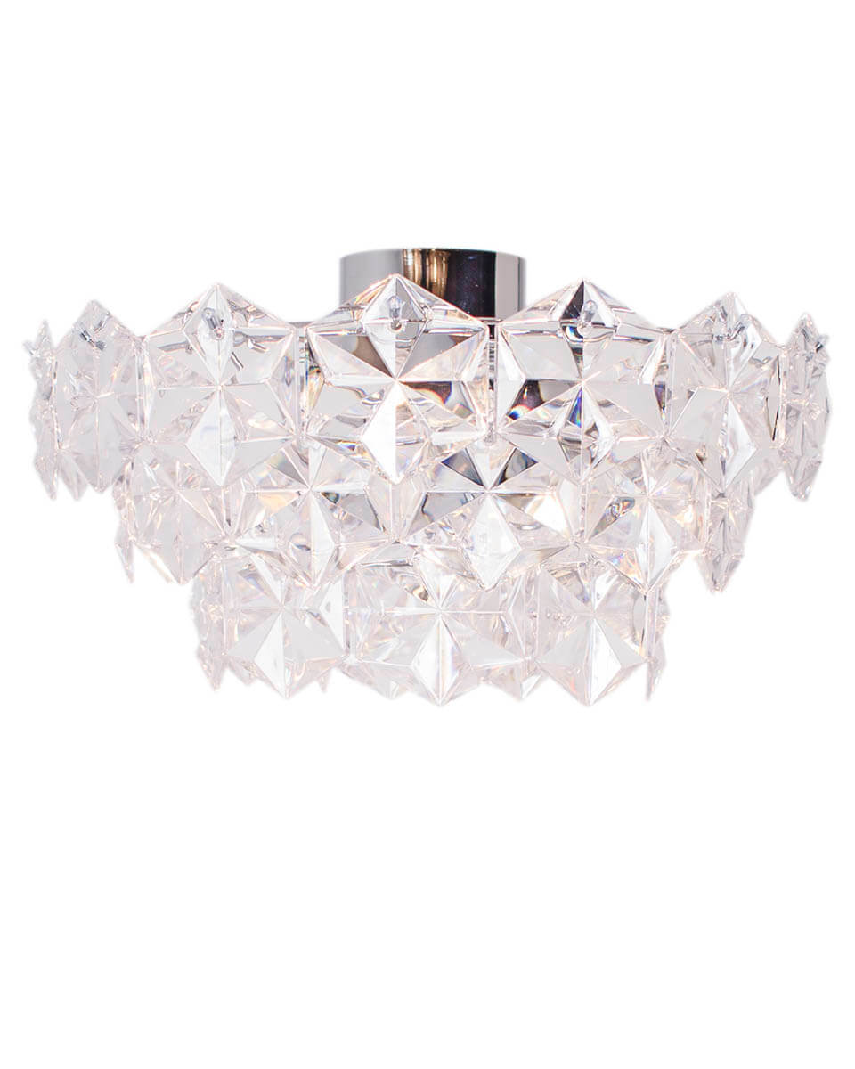Monarque Ø50 Transparent cristal De By Rydéns - Ce plafonnier est id&eacute;al pour ceux qui souhaitent un &eacute;clairage de plafond remarquable mais qui n'ont pas assez d'espace pour une suspension.