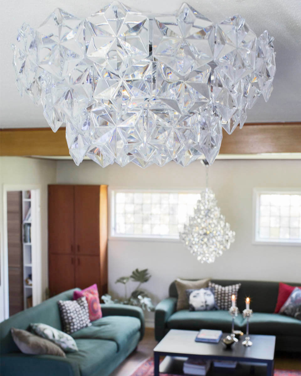 Monarque Ø50 Transparent cristal De By Rydéns - Ce plafonnier est id&eacute;al pour ceux qui souhaitent un &eacute;clairage de plafond remarquable mais qui n'ont pas assez d'espace pour une suspension.
