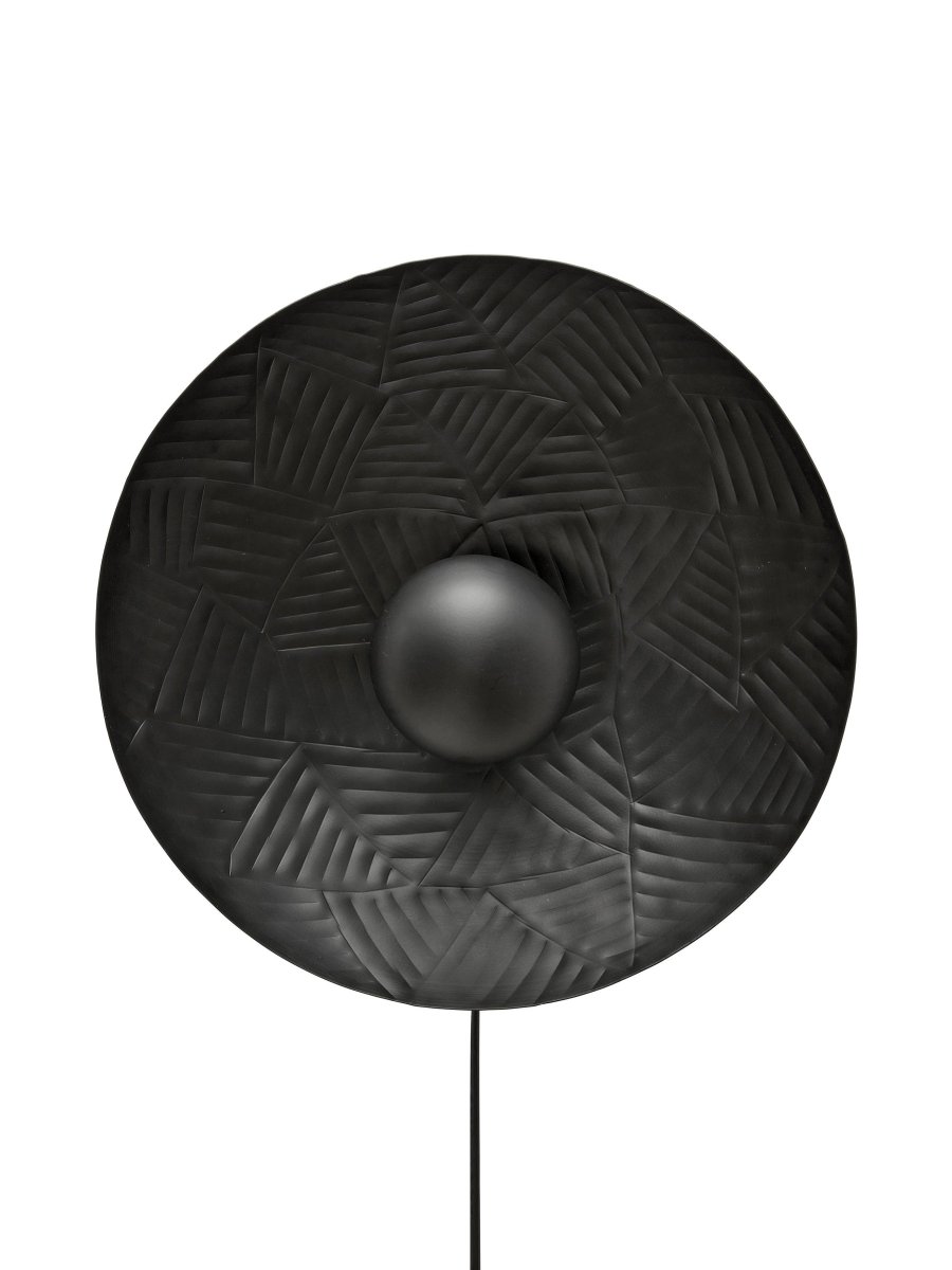 Ribble Ø35 Noir applique murale De PR Home - Une applique murale avec une touche moderne qui s'intègre dans de nombreux environnements.