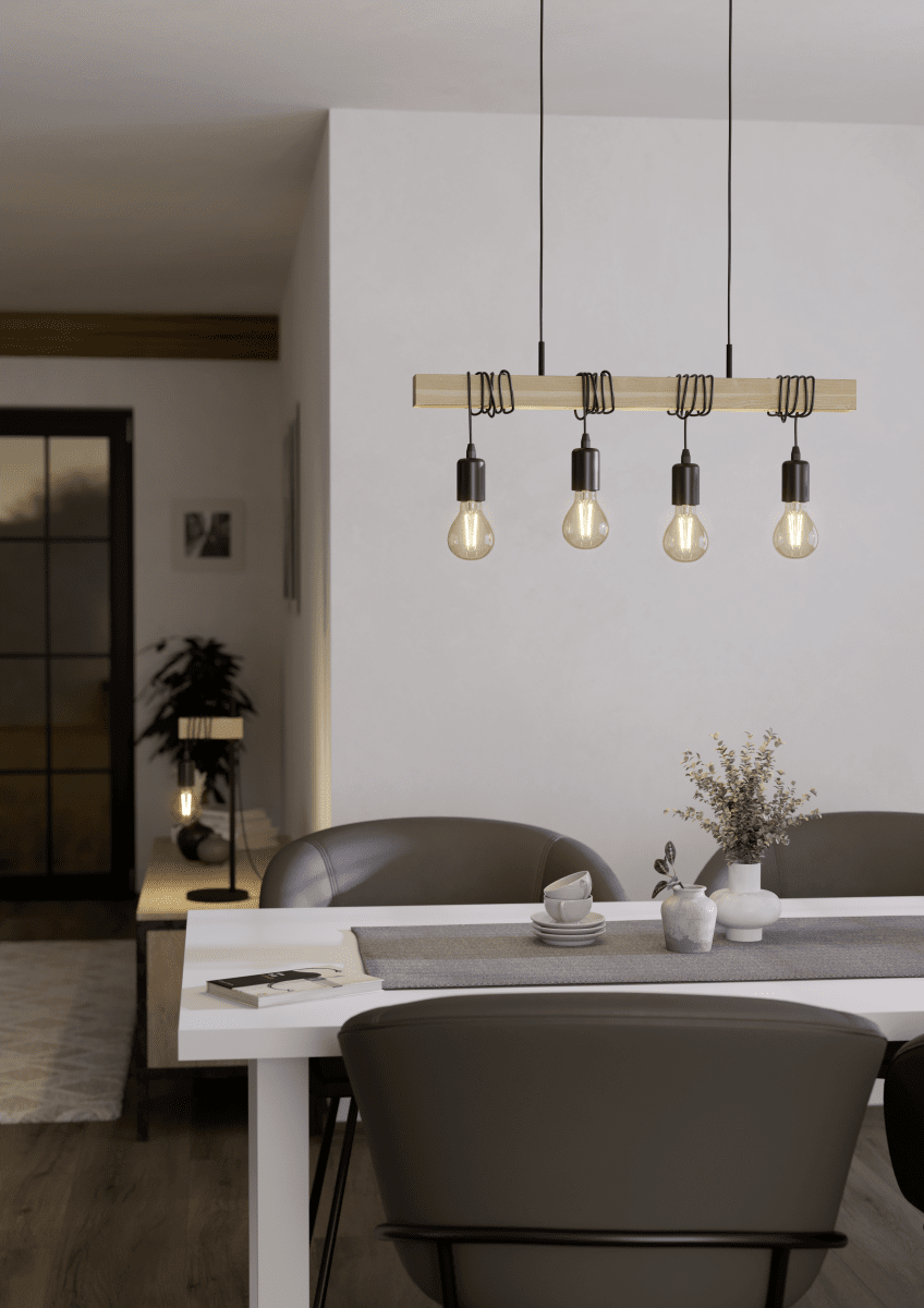 Townshend 70cm Bois suspension De Eglo - La poutre en bois naturel et les d&eacute;tails noirs cr&eacute;ent une ambiance chaleureuse et industrielle.