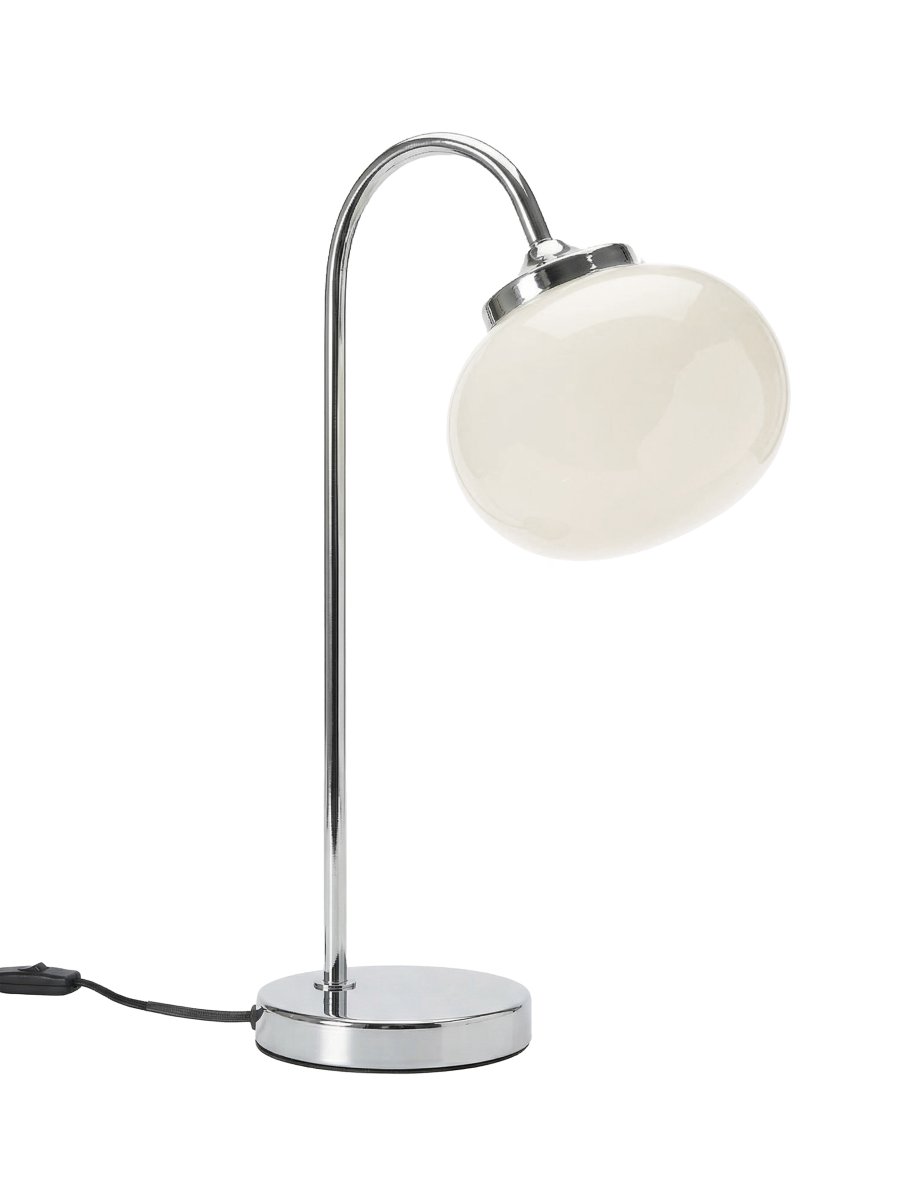 Elsy 50cm Blanc lampe de table De PR Home - Son pied incurv&eacute; lui assure une apparence douce et harmonieuse et lui permet de trouver sa place aussi bien sur une table d'appoint, une table de chevet ou un bureau.