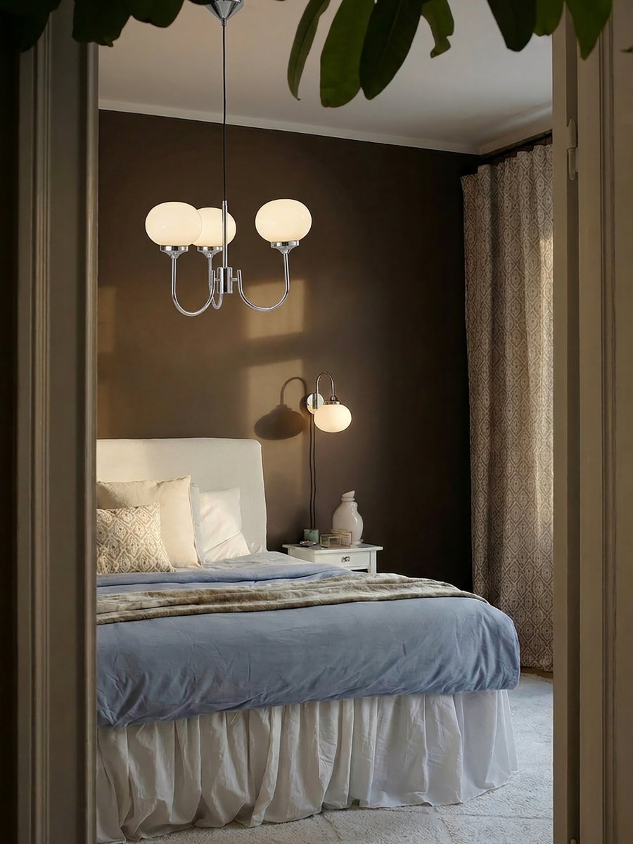 Elsy 3 Ø45 Chrome suspension De PR Home - &nbsp;Remarque&nbsp;: Les abat-jour en verre &eacute;tant fabriqu&eacute;s artisanalement, de l&eacute;g&egrave;res variations de couleur peuvent appara&icirc;tre.