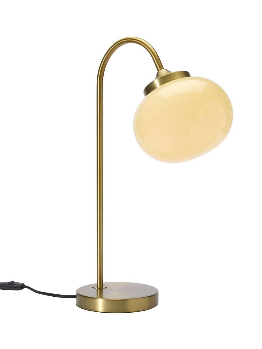 Elsy 50cm Laiton brossé lampe de table De PR Home - Son pied incurv&eacute; lui donne une apparence douce et harmonieuse et s'int&egrave;gre parfaitement sur une table d'appoint, une table de chevet ou un bureau.