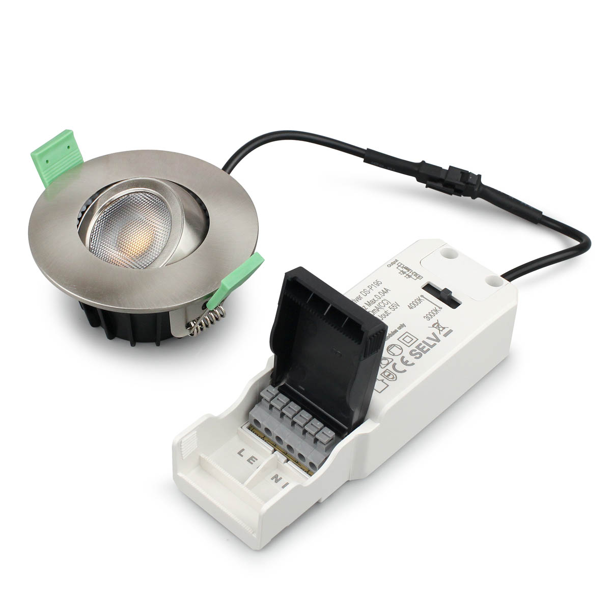 Sanna 230V 3000-4000K Acier brossé De Llitt - Ce spot offre une luminosit&eacute; d'un peu plus de 520 lumens et une temp&eacute;rature de couleur r&eacute;glable de 3&nbsp;000 K &agrave; 4&nbsp;000 K.