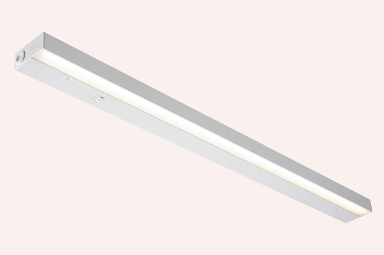 Jenny 87cm Blanc De Llitt - Jenny est une lampe de table lin&eacute;aire &agrave; intensit&eacute; variable, r&eacute;glable via un variateur mural ou par un interrupteur int&eacute;gr&eacute;.