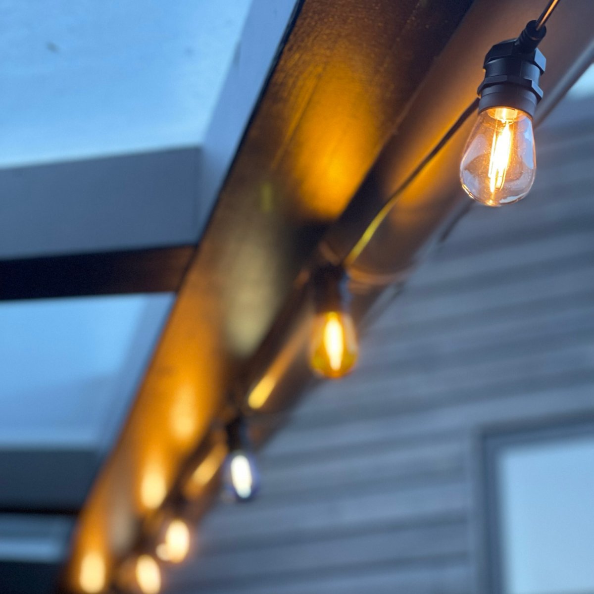 Cosy Noir De Lightson - Pour une dur&eacute;e de vie optimale, nous recommandons de ne pas charger le transformateur &agrave; plus de 85 % de sa capacit&eacute; maximale.