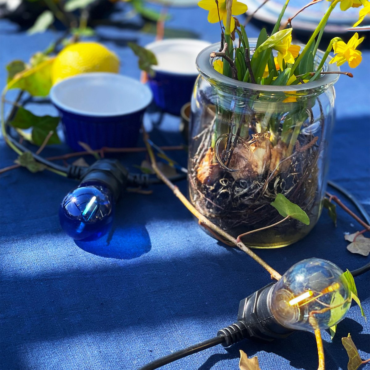 Deco bulb x 5 Transparent De Lightson - Cette ampoule décorative avec un abat-jour transparent résistant aux intempéries et une lumière blanche chaude et douce est parfaite pour un éclairage de fête chaleureux.