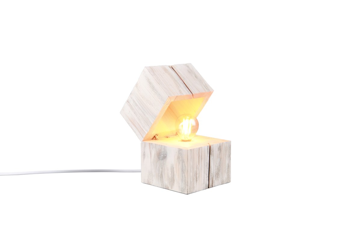 Treasure 16cm Blanc lampe de table De Trio Lighting - Un interrupteur de porte allume automatiquement la lampe lorsque le couvercle est ouvert et reste allum&eacute;.