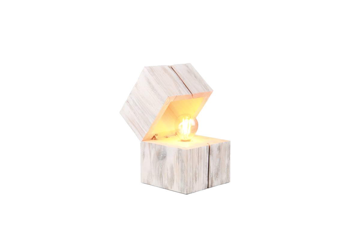 Treasure 16cm Blanc lampe de table De Trio Lighting - Un interrupteur de porte allume automatiquement la lampe lorsque le couvercle est ouvert et reste allum&eacute;.
