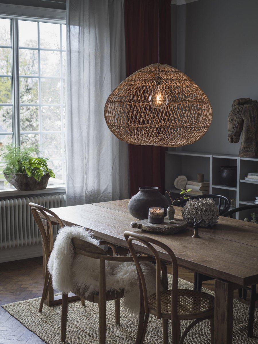 Karen Ø50 Nature suspension De PR Home - Suspension de plafond noire avec rosace de plafond pour usage int&eacute;rieur incluse, le c&acirc;ble mesure 1,2 m&egrave;tre de long et poss&egrave;de une douille E27.