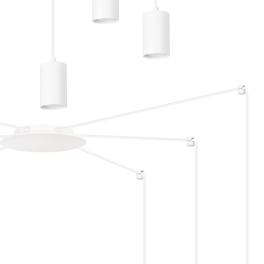 Traker 6 Blanc suspension De Emibig Lighting - Il est parfait pour les espaces loft élevés, mettant magnifiquement en valeur leur caractère moderne tout en offrant un bel éclairage.