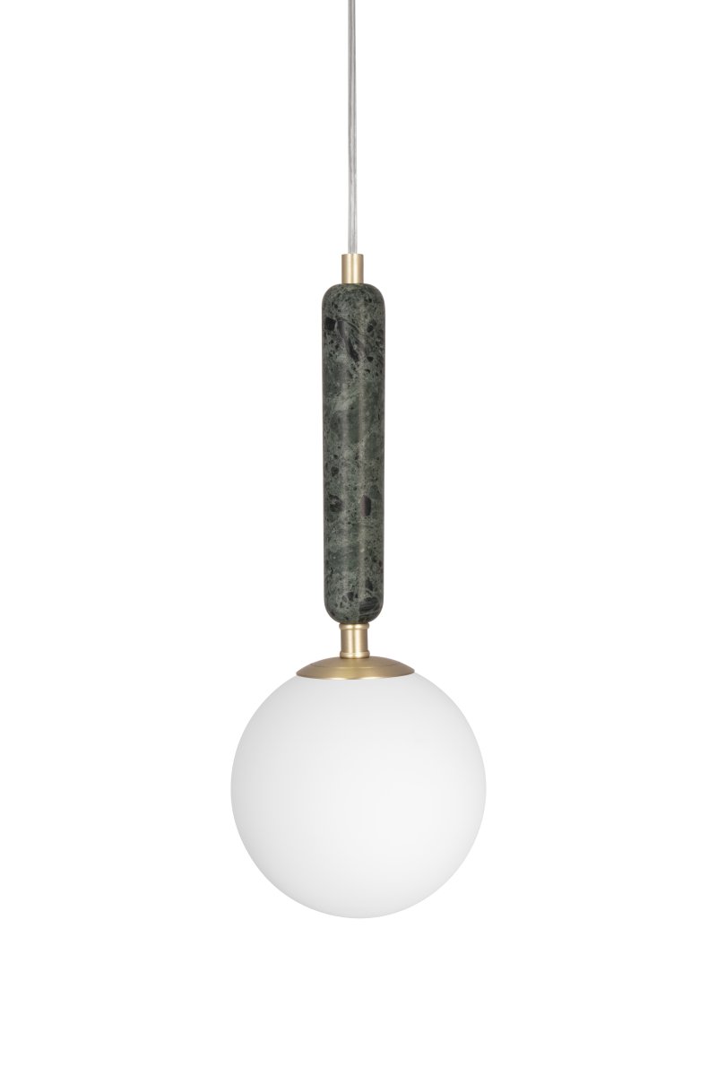 Torrano Ø15 Marbre vert foncé lampe de fenêtre De Globen Lighting - La pierre est un matériau naturel, et la couleur et les nuances de son marbrure varient, créant un motif unique pour chaque pièce.