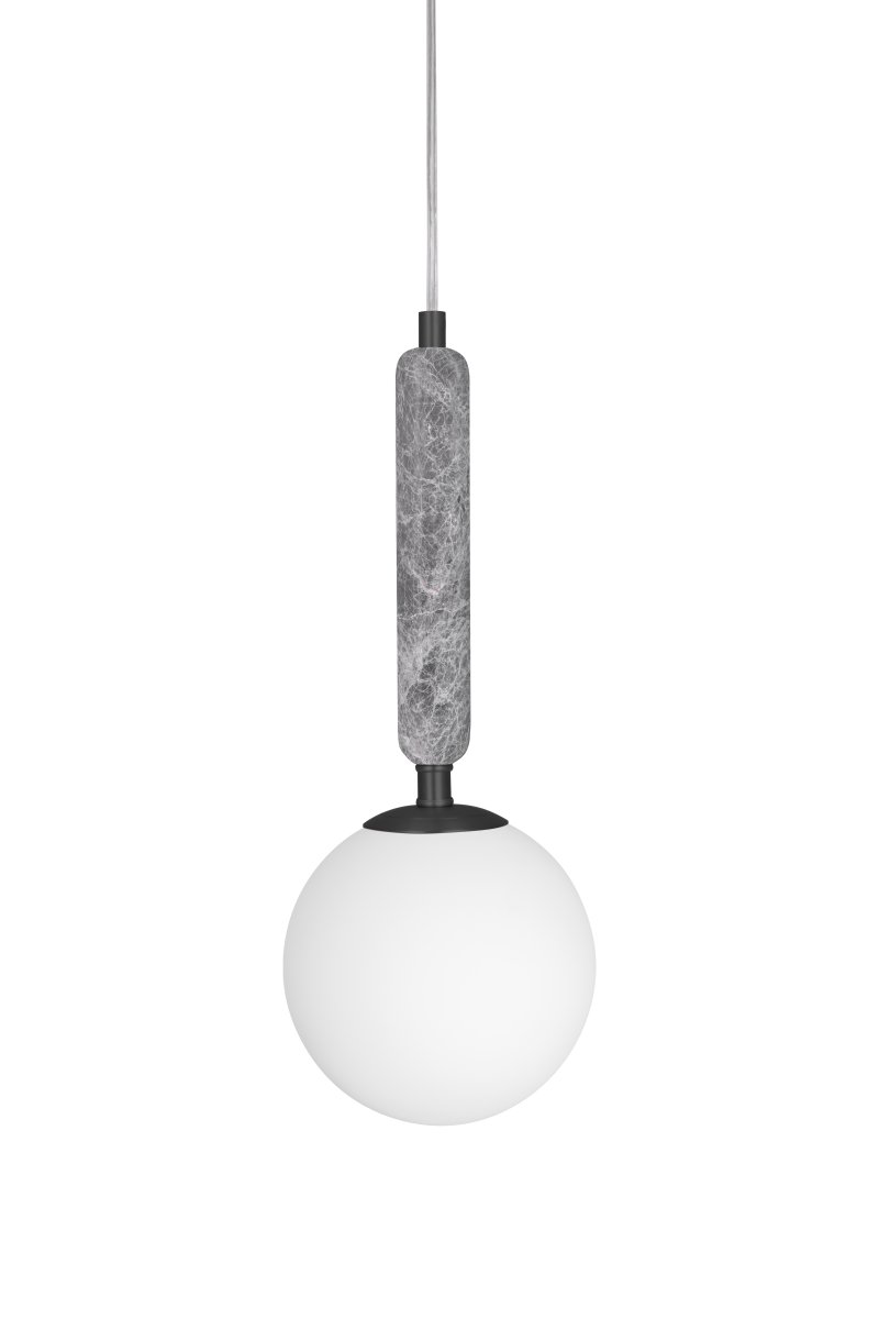 Torrano Ø15 marbre gris lampe de fenêtre De Globen Lighting - La pierre est un matériau naturel, et la couleur et les nuances de son marbrure varient, créant un motif unique pour chaque pièce.