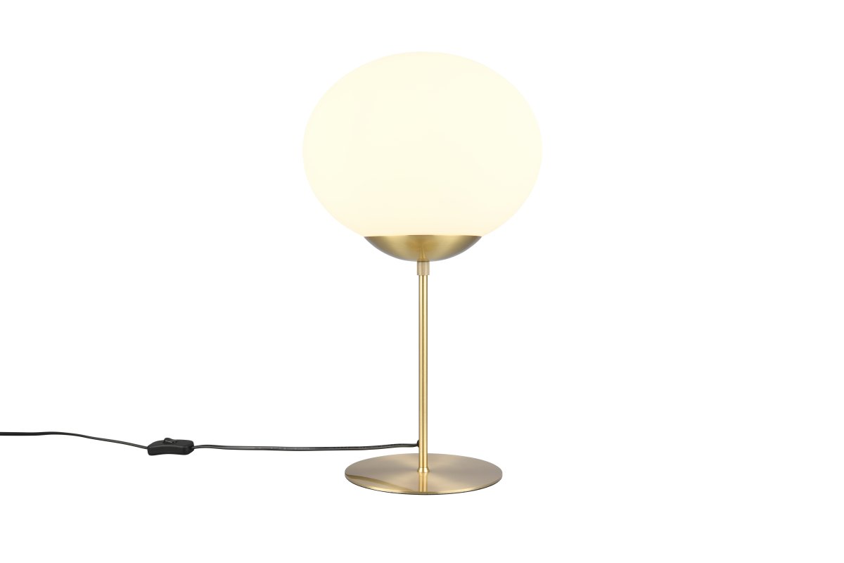 Fomento 52cm Laiton mat lampe de table De Trio Lighting - La combinaison du laiton mat et du verre blanc crée une sensation de luxe et d'élégance.