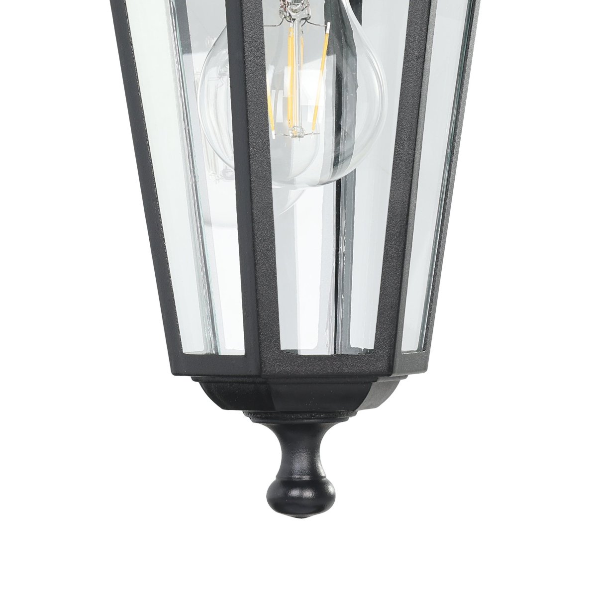 Laterna Noir lampe d’extérieur De Eglo - Son verre transparent laisse entrevoir la source lumineuse, cr&eacute;ant une lumi&egrave;re douce et chaleureuse.