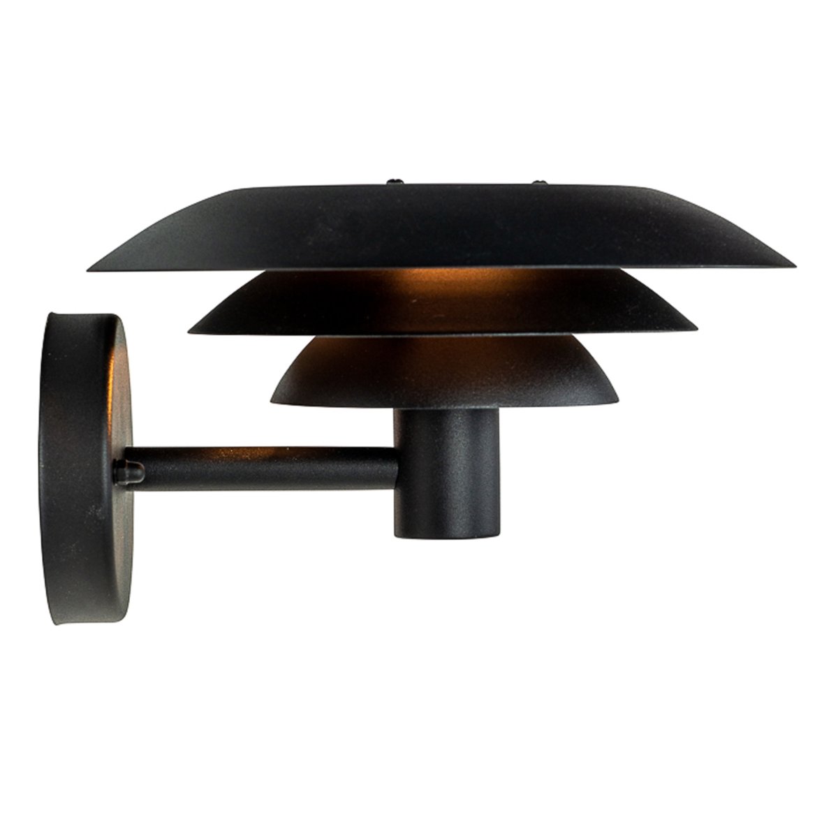 DL25 Noir lampe d’extérieur De Dyberg Larsen - La lampe de fa&ccedil;ade DL25 de la s&eacute;rie DL de Dyberg Larsen offre un excellent &eacute;clairage autour de votre maison.