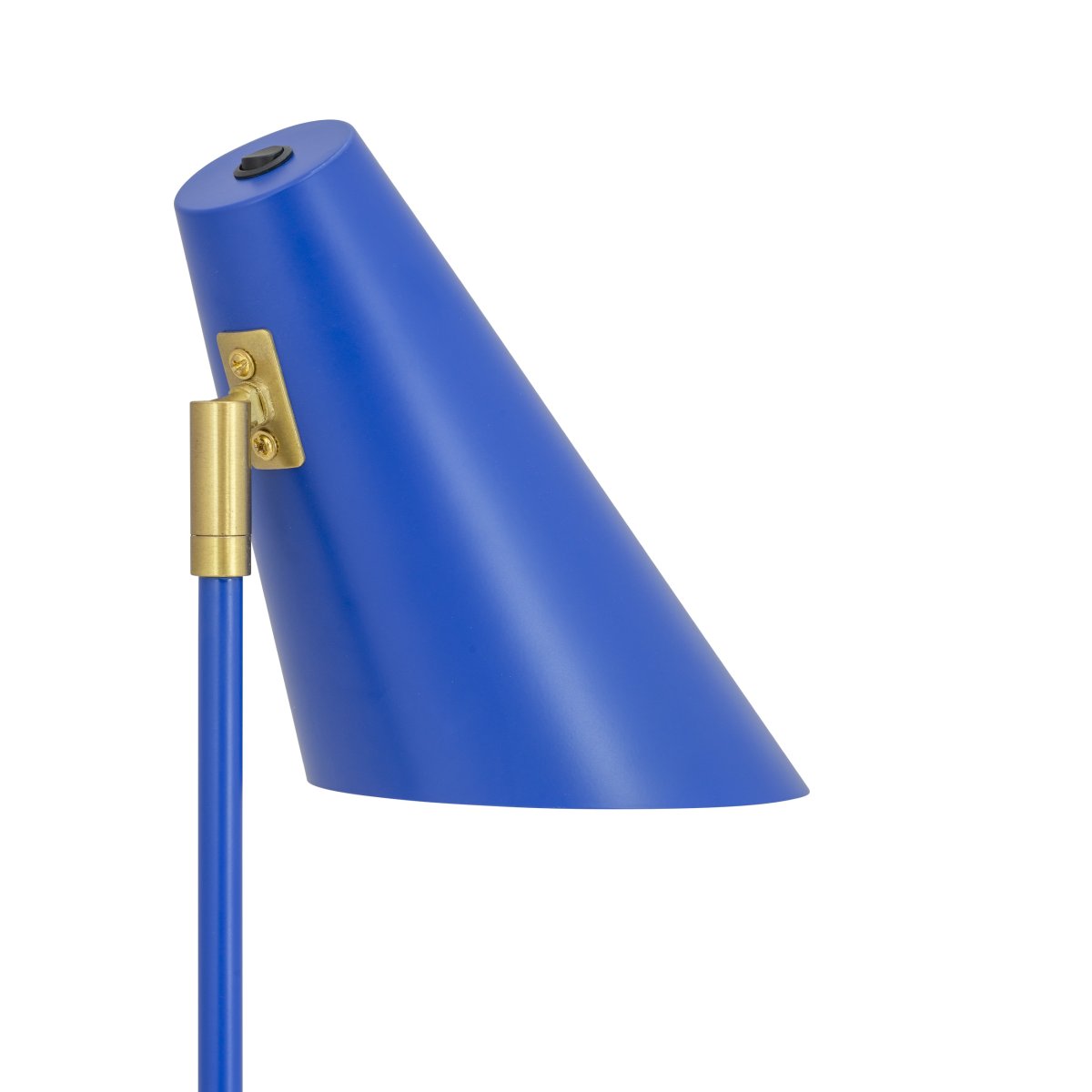 Cale 50cm Bleu foncé lampe de bureau De Dyberg Larsen - Parfait pour ajouter une touche de couleur et de personnalité à votre bureau ou table d'appoint tout en fournissant une lumière dirigée et confortable pour lire ou travailler.
