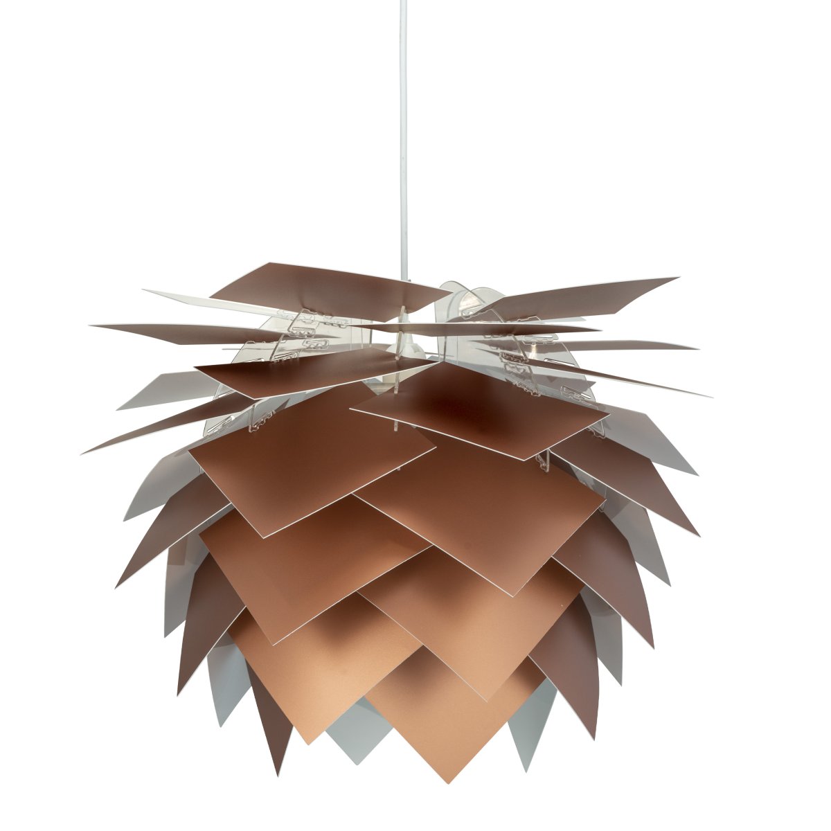 Illumin Ø45 Cuivre suspension De Dyberg Larsen - Cette lampe DIY est facile &agrave; assembler en quelques minutes et offre une flexibilit&eacute; avec ses abat-jour blancs et cuivr&eacute;s, vous permettant de mettre &agrave; jour le style de la lampe au fil du temps.