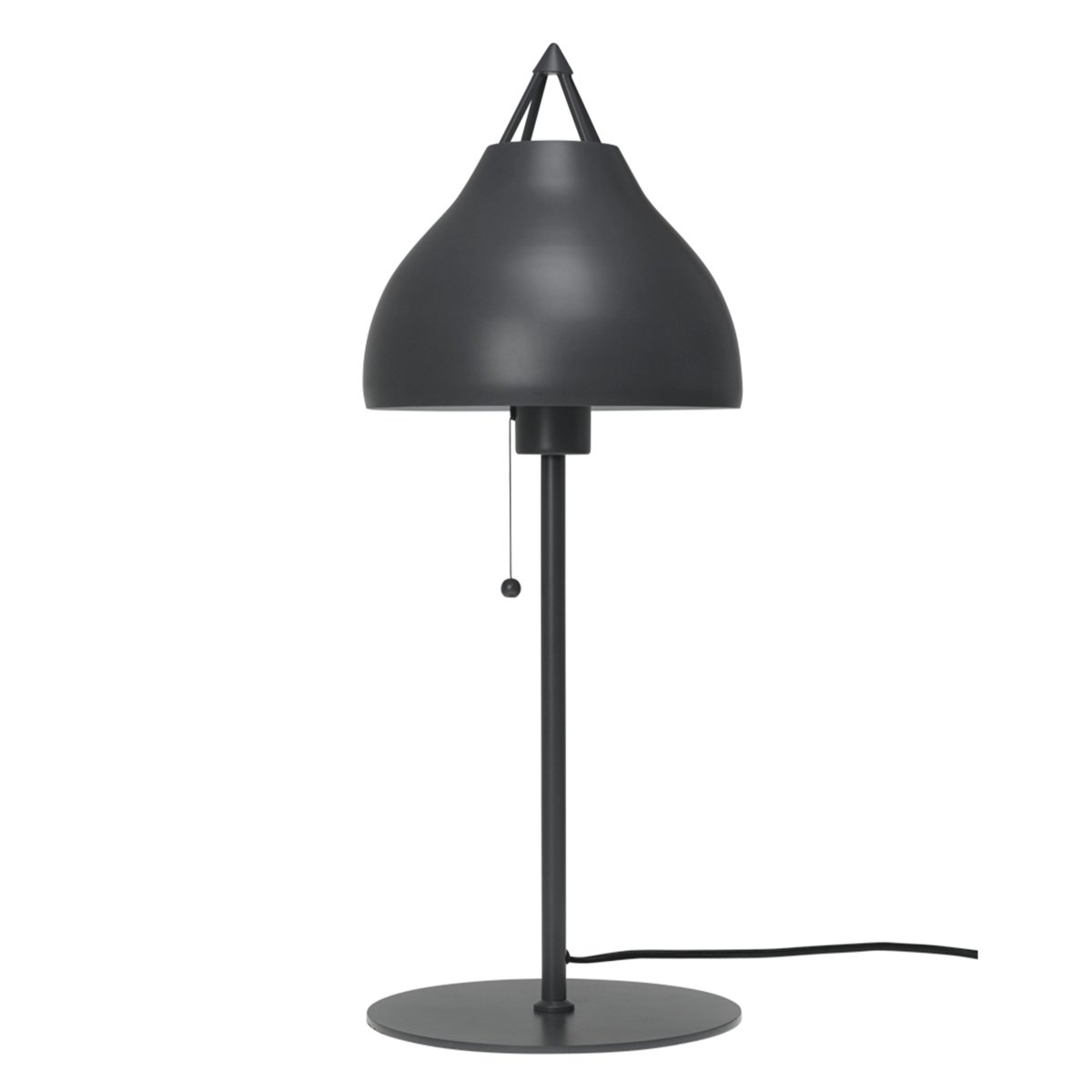 Pyra 60cm Gris lampe de table De Dyberg Larsen - Lampe de table Pyra dans un magnifique gris mat&aring; La couleur a un style classique et nordique avec un design large et élégant qui diffuse une lumière atmosphérique.