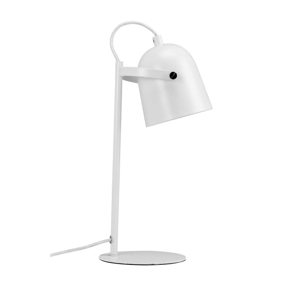 Oslo 37cm Blanc lampe de bureau De Dyberg Larsen - La lampe de table Oslo est disponible dans un blanc élégant avec des détails chromés sur la base.