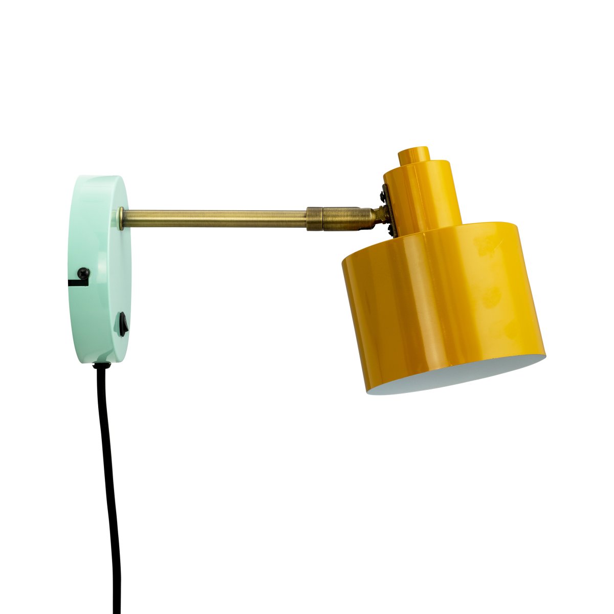Ocean Multicolore lampe de lecture De Dyberg Larsen - Le corps de la lampe est en laiton poli à la main, ce qui peut entraîner des variations de couleur uniques entre les lampes de cette belle série.