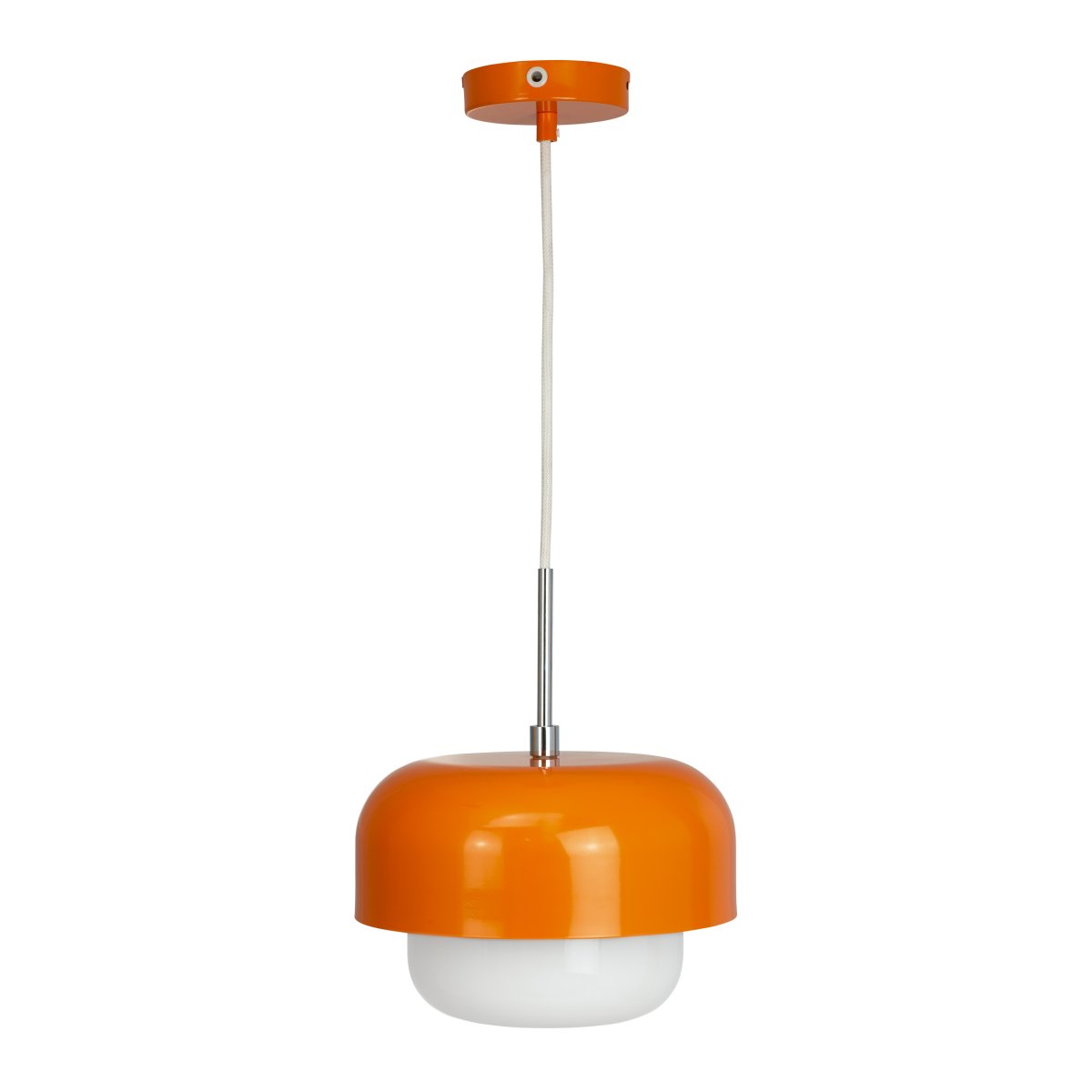 Haipot Ø23 Orange suspension De Dyberg Larsen - La suspension Haipot D23 en orange peut &ecirc;tre utilis&eacute;e comme une seule lumi&egrave;re ou accroch&eacute;e en groupe, par exemple au-dessus de la table de la cuisine, de la table &agrave; manger ou partout o&ugrave; vous souhaitez un point lumineux design.