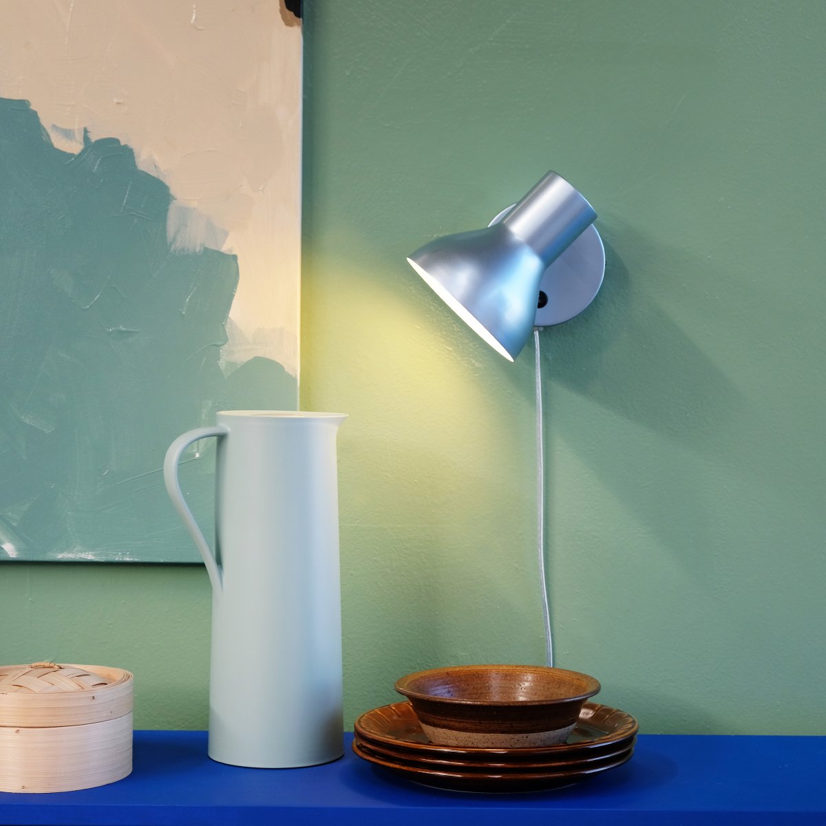 Bob Bleu lampe de lecture De Dyberg Larsen - Bob &auml;r det perfekta valet f&ouml;r det moderna hemmet och kombinerar stilren design med funktionalitet.