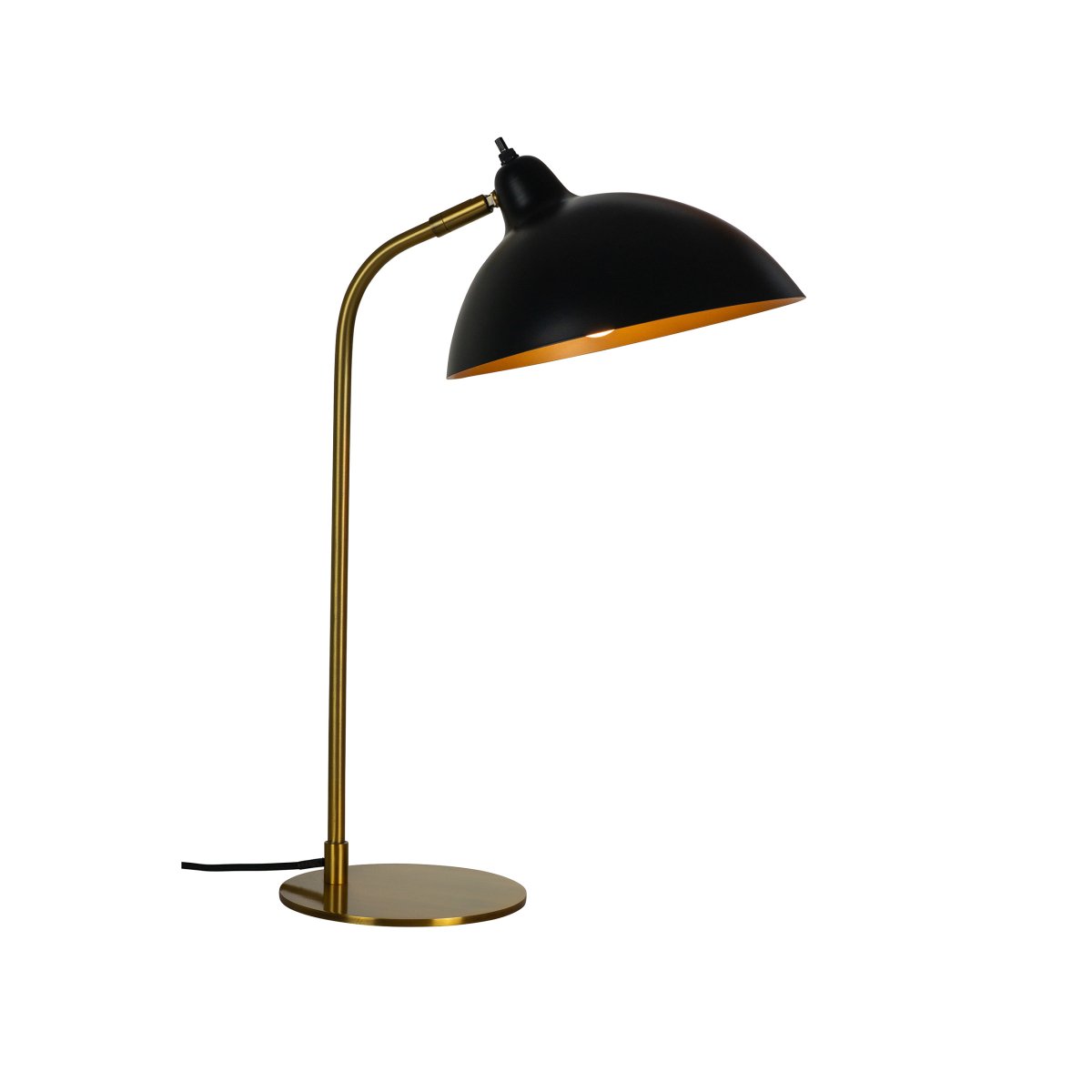 Futura 55cm Laiton lampe de table De Dyberg Larsen - La surface noire et l'int&eacute;rieur couleur laiton antique de l'abat-jour diffusent une lumi&egrave;re chaleureuse et cr&eacute;ent une belle atmosph&egrave;re dans la maison.