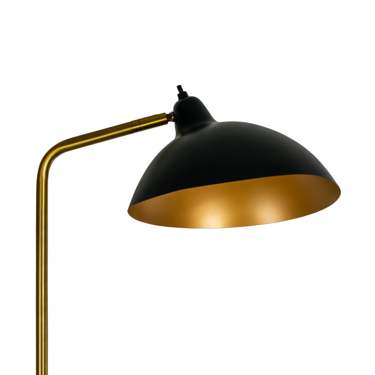 Futura Laiton lampadaire De Dyberg Larsen - La surface noire et l'int&eacute;rieur couleur laiton antique de l'abat-jour diffusent une lumi&egrave;re chaleureuse et cr&eacute;ent une belle atmosph&egrave;re dans la maison.