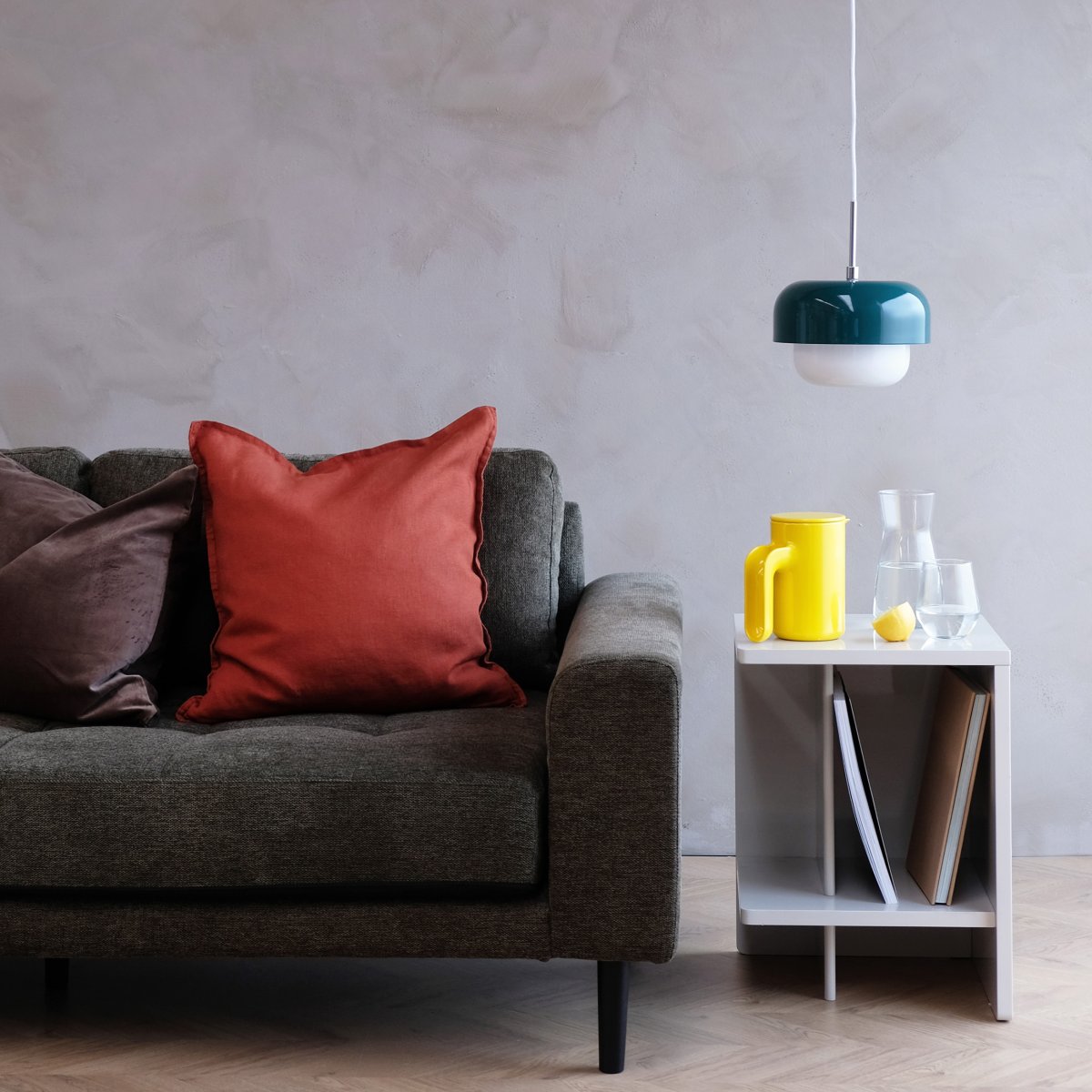 Haipot Ø23 Vert foncé suspension De Dyberg Larsen - Peu importe où vous le placez, il diffuse une lumière chaude et agréable.