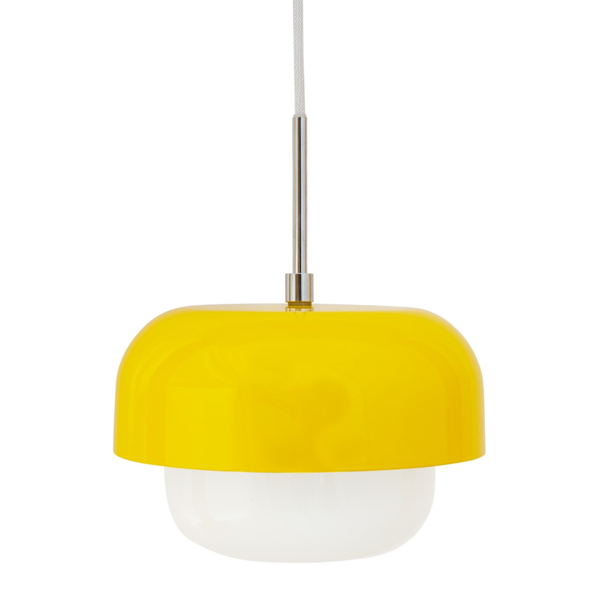 Haipot Ø23 Jaune suspension De Dyberg Larsen - Peu importe où vous le placez, il diffuse une lumière chaude et agréable.