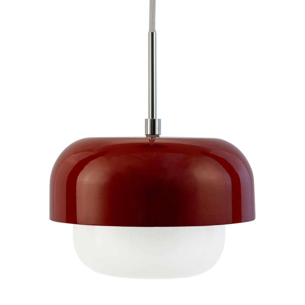 Haipot Ø23 Rouge foncé suspension De Dyberg Larsen - Peu importe où vous le placez, il diffuse une lumière chaude et agréable.