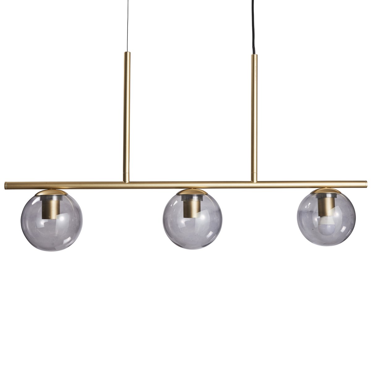 Sophia 90cm Laiton suspension De Dyberg Larsen - La suspension Sophia en laiton avec trois abat-jour en verre fum&eacute; est un plafonnier &eacute;l&eacute;gant pour la table &agrave; manger ou la cuisine o&ugrave; une touche sophistiqu&eacute;e est souhait&eacute;e.