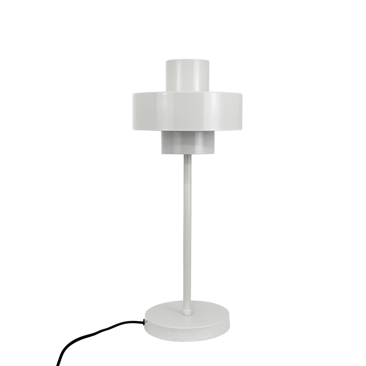 Stoke 50cm Blanc lampe de table De Dyberg Larsen - Le design élégant crée un beau contraste avec des matériaux tels que la pierre, le bois et les textiles.