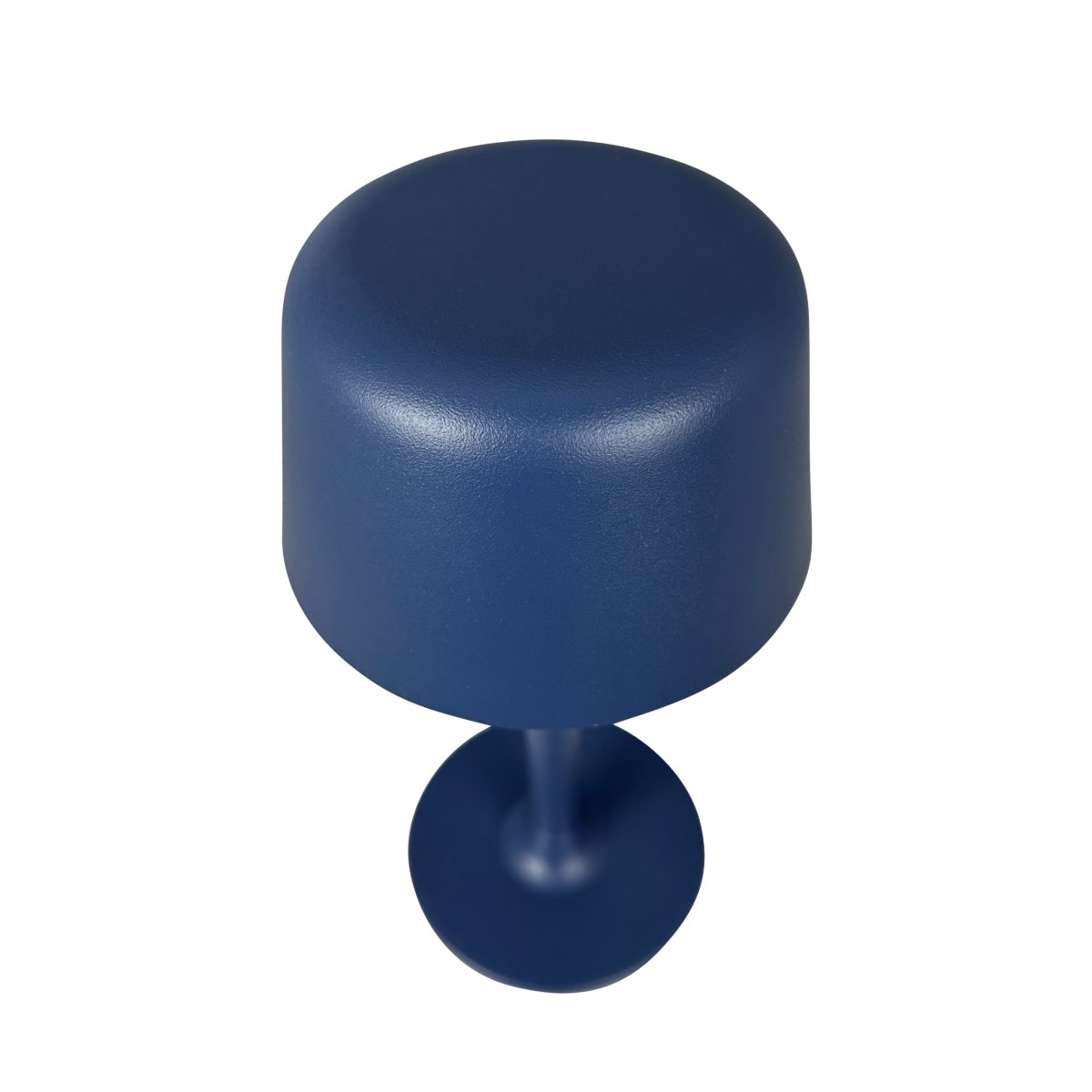 Flow 25cm Indigo portable De Dyberg Larsen - La lampe est sans fil et facile à déplacer, vous pouvez donc la placer n'importe où.