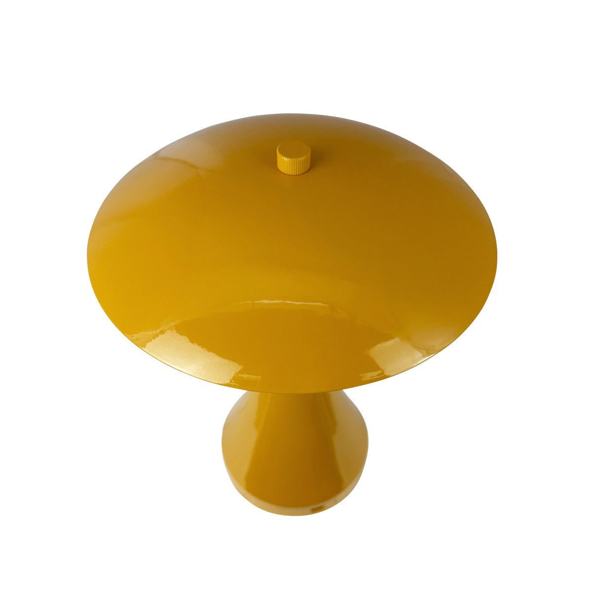 Vienna 28cm Curry portable De Dyberg Larsen - La lampe rechargeable vous donne la liberté de la placer n'importe où sans avoir à vous soucier des câbles.