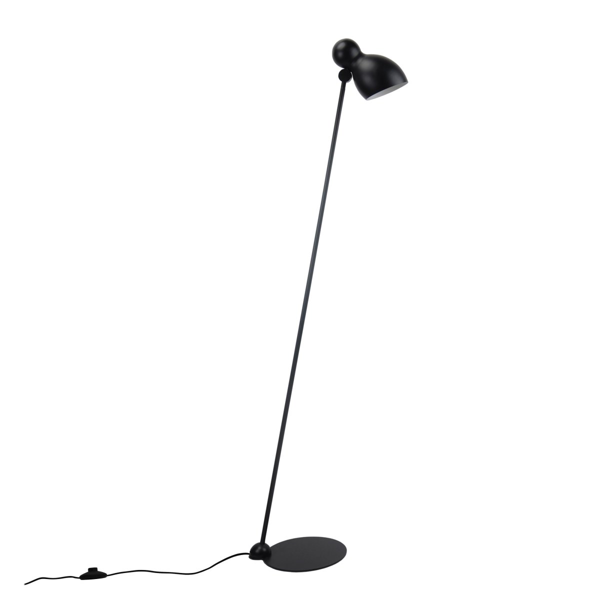 Ludo Noir lampadaire De Dyberg Larsen - Ludo est fabriqué en métal de haute qualité avec une finition soyeuse et ajoute une touche de design classique à votre maison.